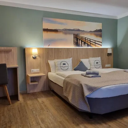 Hotel Chiemseefischer Grabenstätt